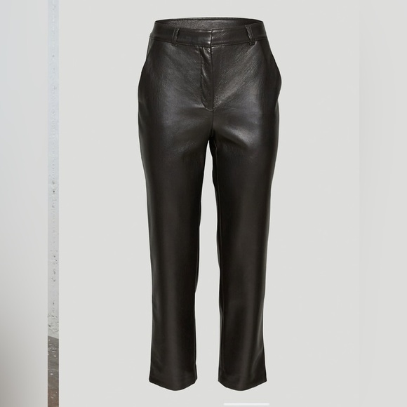 ⭐️Host Pick⭐️ Aritzia Babaton Black Command Cropped leather Pant size 14 - Picture 4 of 6